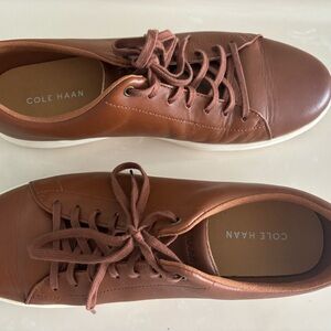Mens casual leather shoes with white sole